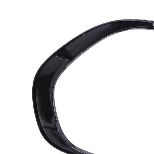 Gloss black grille surround - black,