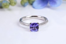 1.04 carat Classic Square