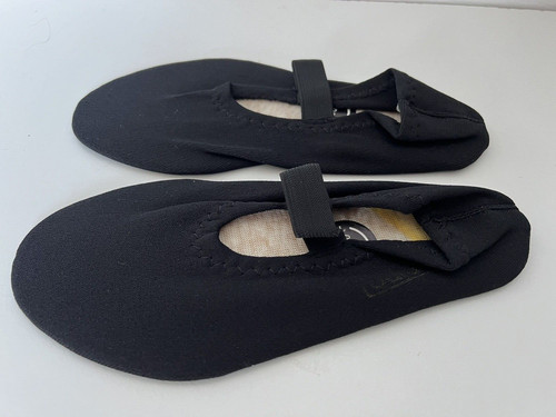 Vintage adidas gym slippers - vintage,