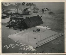 1961 Press Photo Damaged boats at Houston Yacht Club after hurricane - hcx18575