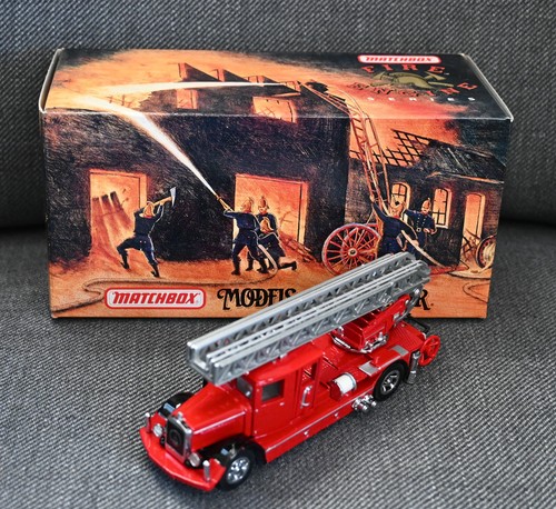 Matchbox fire engine - matchbox,