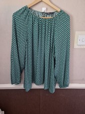 Ladies Size 20 Green Mix