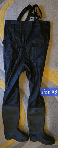 Fishing waders suite size - waders,