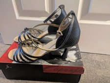 capezio women ballroom shoes