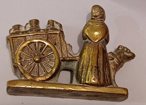 Small vintage solid brass dog - small,