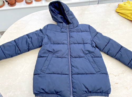 Dark blue kid winter - dark,