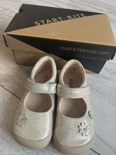 girls startrite shoes, Size 6F, Gold, Flex nubuck, mary Jane, Party