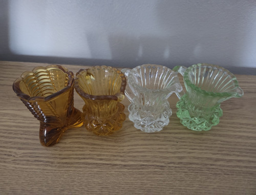Vintage pressed glass thistle - pressed,