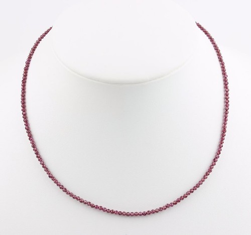 Beautiful red garnet faceted - beautiful,