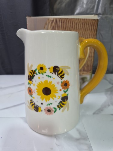Summer bee ceramic flower - summer, jug