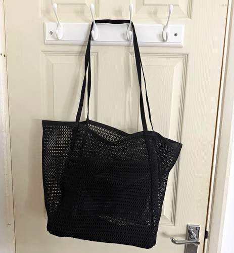 Black mesh tote - black,