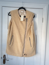 BNWT Cherry Paris faux cream