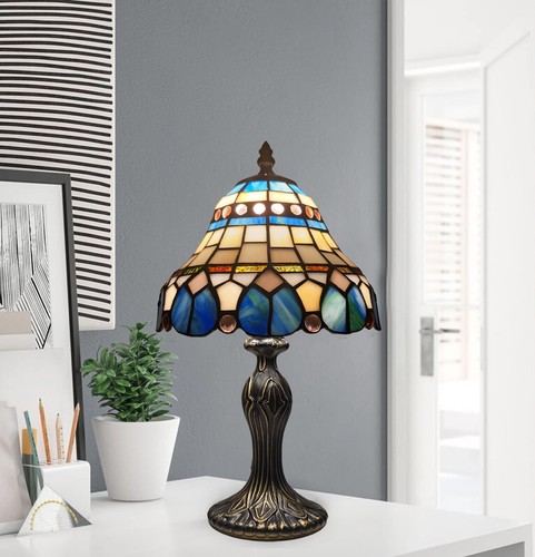 Tiffany style table lamp - tiffany,