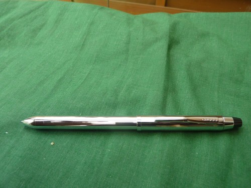 Cross chrome colour - chrome,