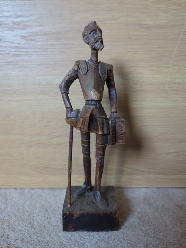 Vintage hand carved wooden don - vintage,