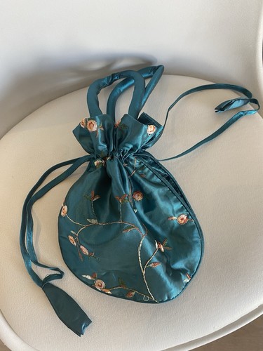 Oriental satin embroidery