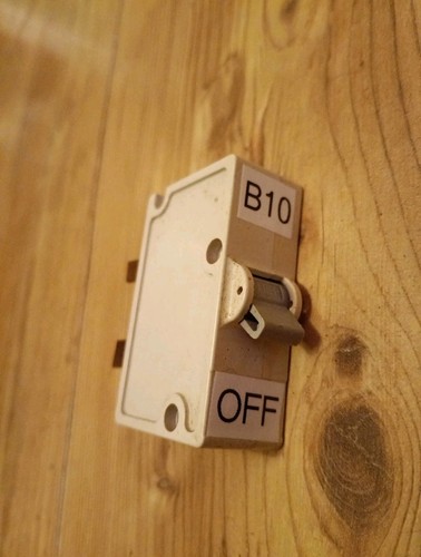 Wylex amp mcb push plug - wylex,