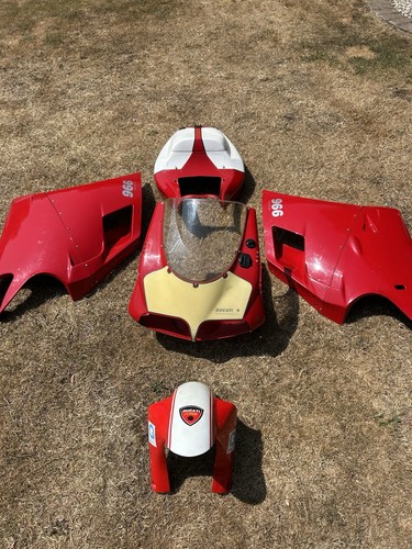 Ducati 996 916 748 fairing - 916,