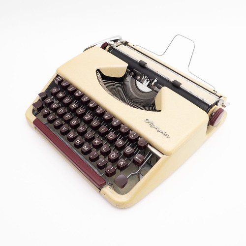 Typewriter with case olympia - with,