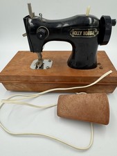 Vintage toy HOLLY HOBBY sewing machine battery operated