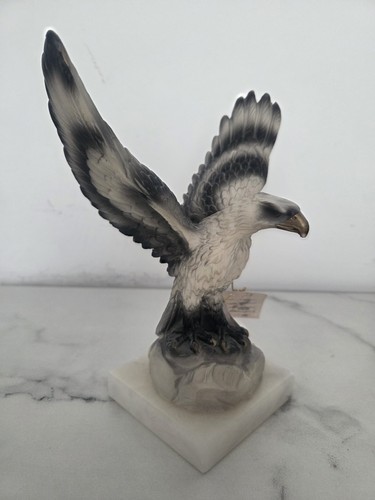 Eagle statue - eagle,