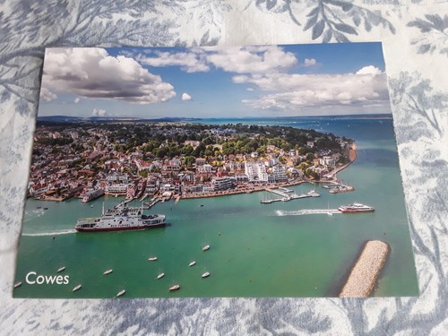 Postcard isle wight cowes - postcard, of