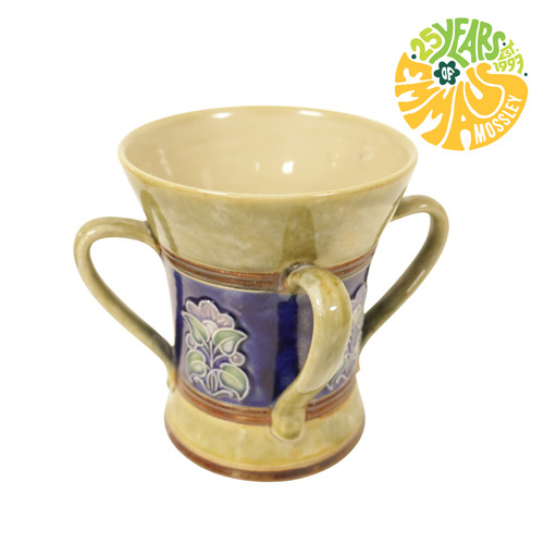Antique royal doulton - royal,
