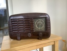 Antique Bakelite Strad radio 1946