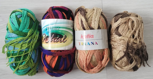 100 gms katia - x, triana