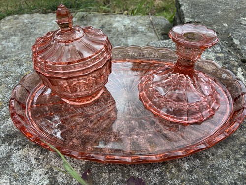 Vintage art deco pink - deco,