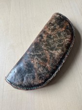 VINTAGE LEATHER POUCH