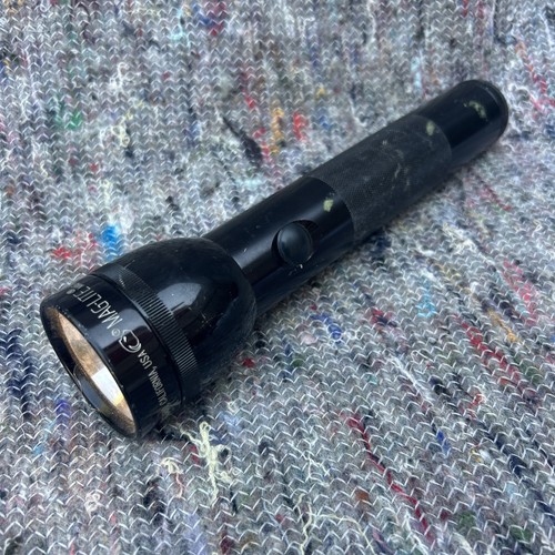 Mag lite cell torch - 2d,