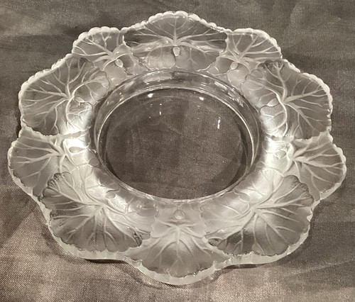 Signed lalique france honfleur - signed,