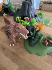 PLAYMOBIL EXPLODING VOLCANO AND DINOSAURS BUNDLE TRICERATOPS VELOCIRAPTOR