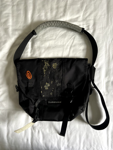 Timbuk2 black messenger bag - black,