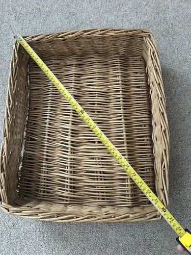 Original wicker vintage bread