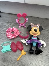 Minnie Mouse Figure