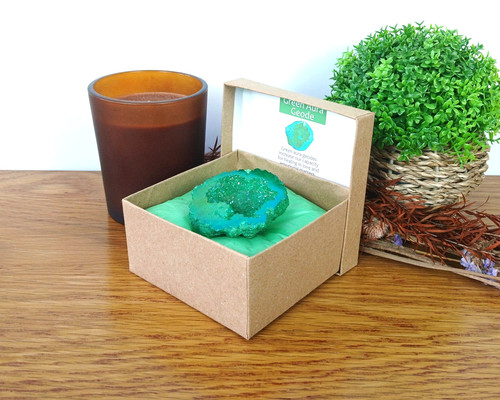 Green aura geode - green,