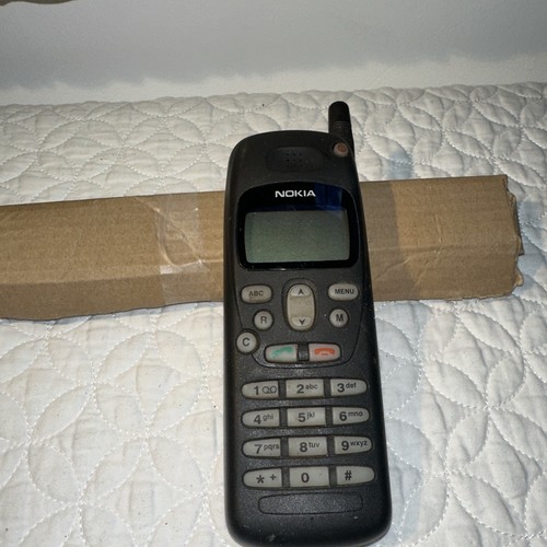 Nokia vintage 1620 mobile - nokia,