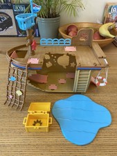 Sylvanian Families Pirate Ship
