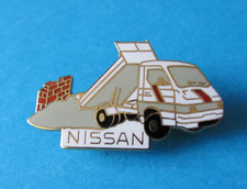 NISSAN Pick Up / Tip Up Truck