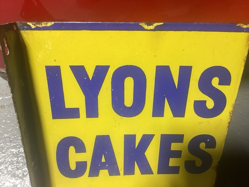 Original lyons cakes - original,