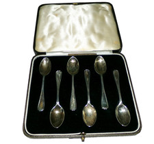 Vintage Lot 6 Sterling Silver Coffee Spoons Set Hallmarked 1939 in Sheraton Box
