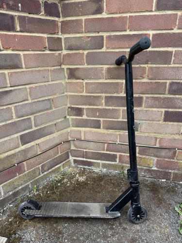 Twobarefeet stunt scooter - twobarefeet,