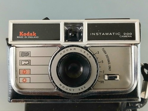 Kodak instamatic 200 vintage - kodak,
