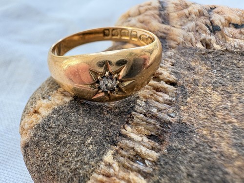 Antique heavy 18ct gold gypsy - gold,