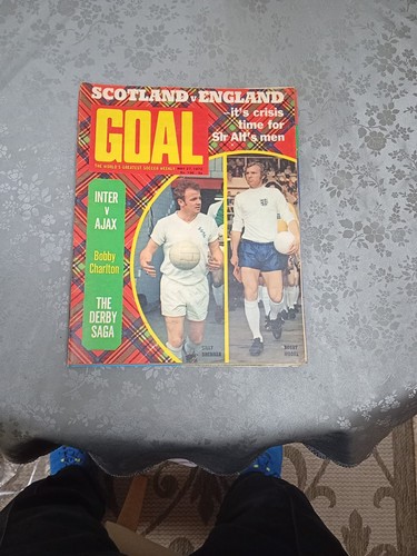 Goal magazine collection - magazine,
