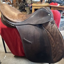 Sabre English Leather Saddle
