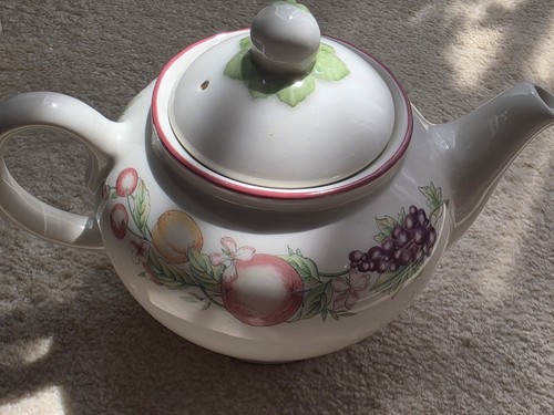 Boots orchard ceramic tea pot - orchard,