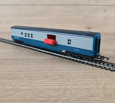 Hornby R119 BR Royal Mail Operating Mail Coach Blue Grey 00 Gauge